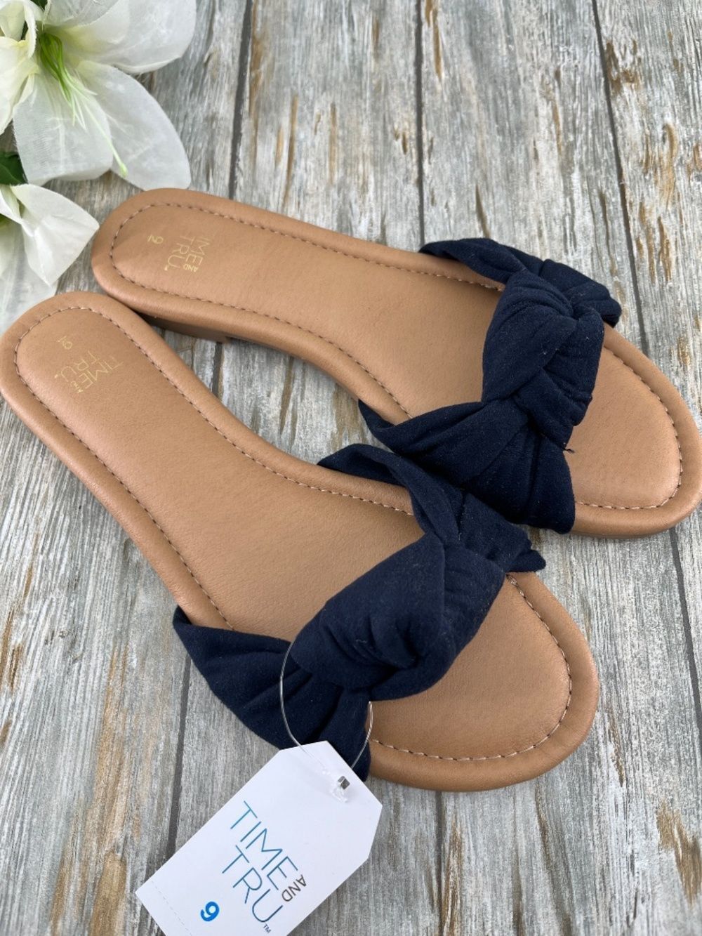 Knot Slide Sandals Shoes Size 9
